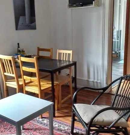 Appartement Centre Le 4 *