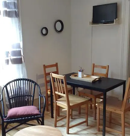 Apartmán Centre Le 4 *